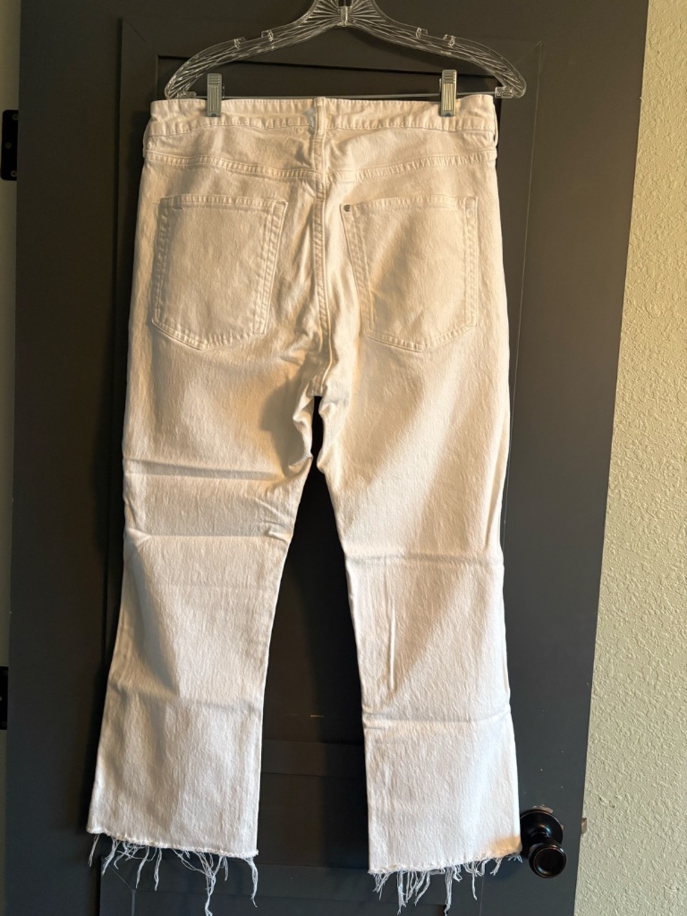 H&M Cropped Flare Jeans - Picture 6 of 6